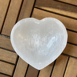 Taça de Selenite em forma de coração