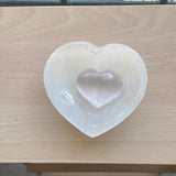 Taça de Selenite em forma de coração