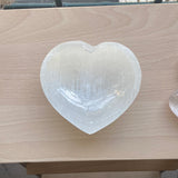 Taça de Selenite em forma de coração