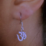 Brincos OM | OM earrings